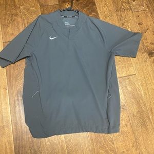 Men’s Nike shirt